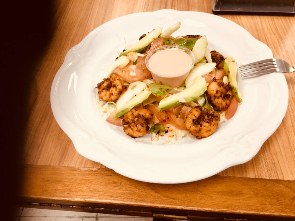 La Cascada Taqueria | restaurant | 10830 Merritt St #1, Castroville, CA 95012, USA | 8316333155 OR +1 831-633-3155