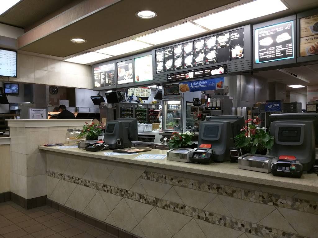 McDonalds | cafe | 30 Rio Rancho Rd, Pomona, CA 91766, USA | 9096201515 OR +1 909-620-1515