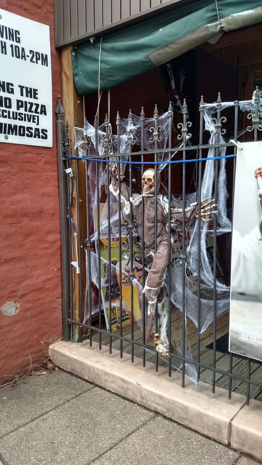 Village Tavern and Trattoria | restaurant | 424 S Main St, Pittsburgh, PA 15220, USA | 4124580417 OR +1 412-458-0417