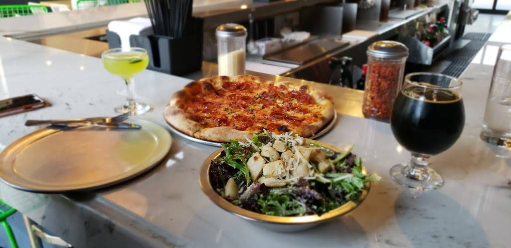 Grandma Bob’s Pizza | restaurant | 2135 Michigan Ave, Detroit, MI 48216, USA | 3133153177 OR +1 313-315-3177