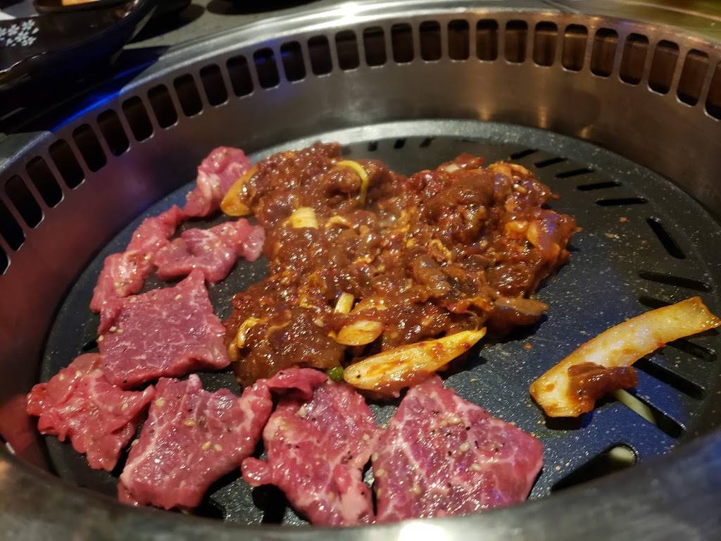 KPot Korean BBQ & Hot Pot | restaurant | 5550 Randolph Rd, Rockville, MD 20852, USA | 2408802155 OR +1 240-880-2155