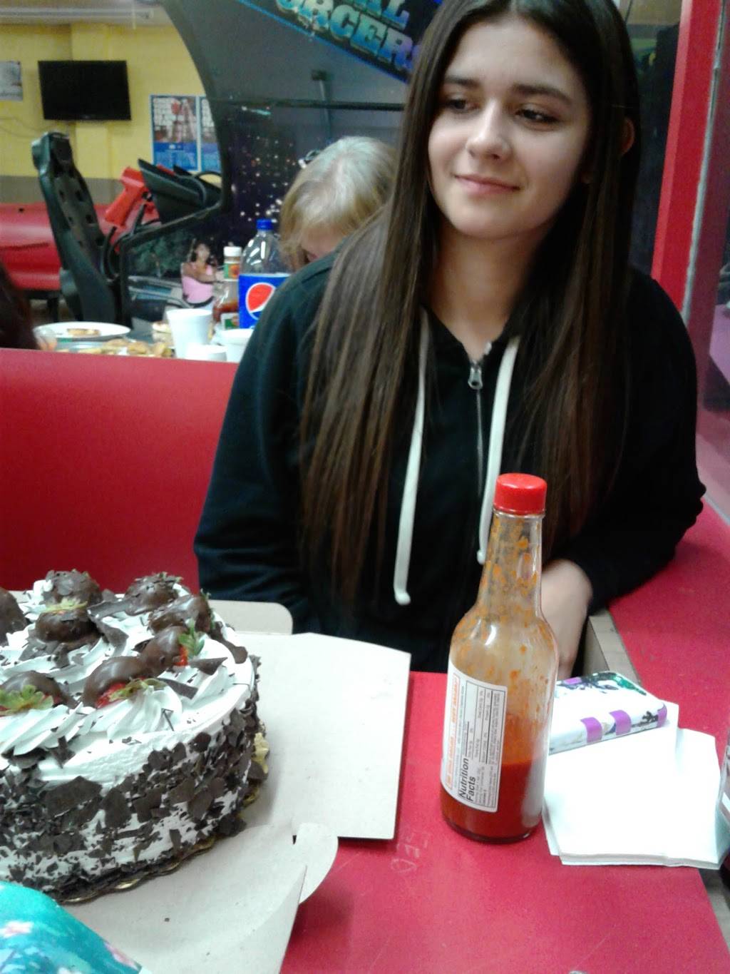 Harrys Pizza & Cafe | restaurant | 619 E Charter Way, Stockton, CA 95206, USA | 2099432551 OR +1 209-943-2551