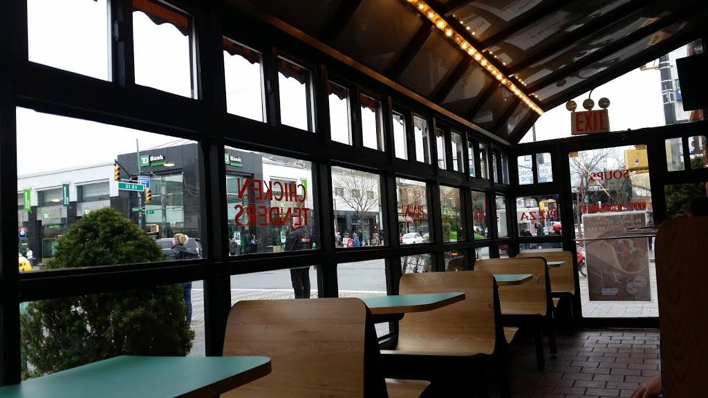 Pizza Palace | meal takeaway | 29-29 Ditmars Blvd, Queens, NY 11105, USA | 7187281060 OR +1 718-728-1060