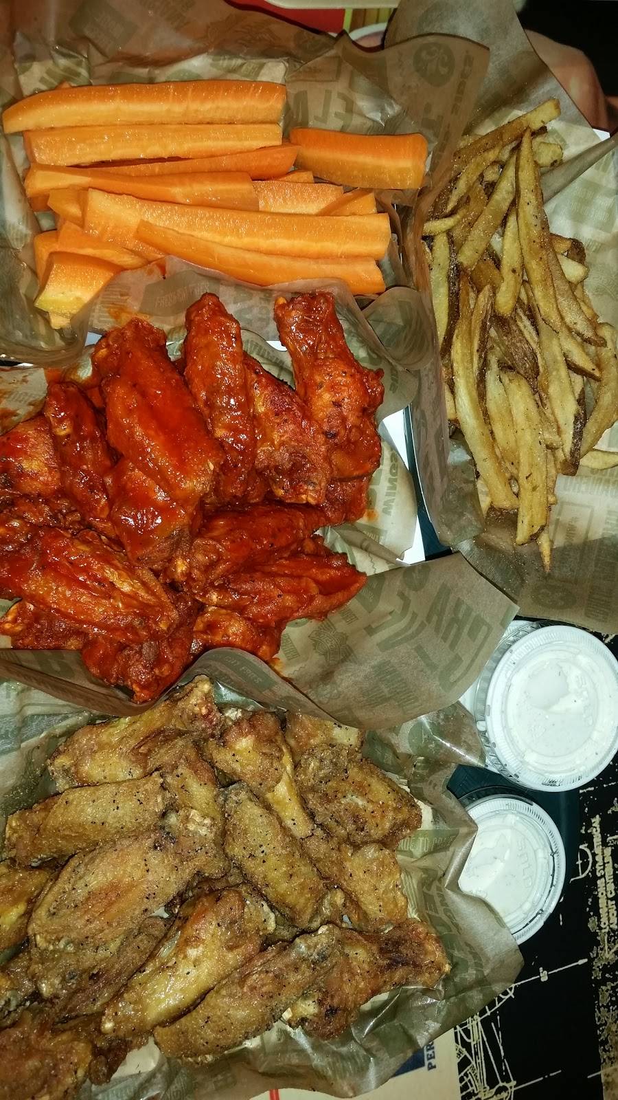 Wingstop | restaurant | 186 E Easton St Ste E, Rialto, CA 92376, USA | 9098759464 OR +1 909-875-9464