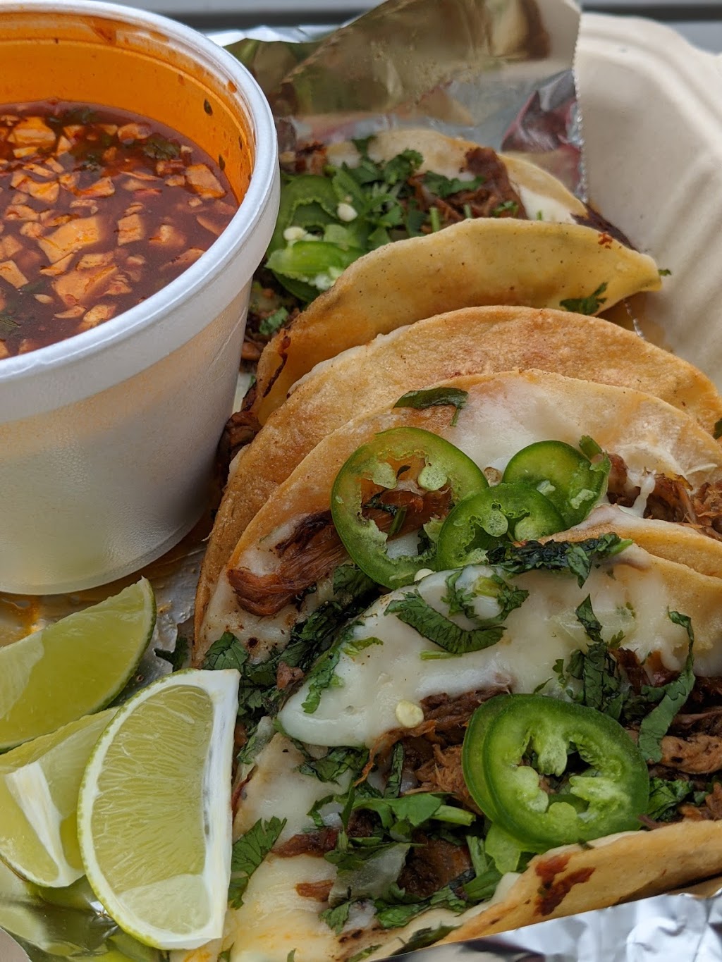 Around the Block | restaurant | Freedom Dr, Charlotte, NC 28208, USA | 7045723973 OR +1 704-572-3973