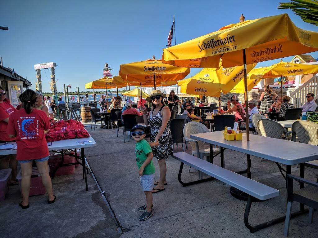 Point Lookout Clam Bar | restaurant | 99 Bayside Dr, Point Lookout, NY 11569, USA | 5168974024 OR +1 516-897-4024