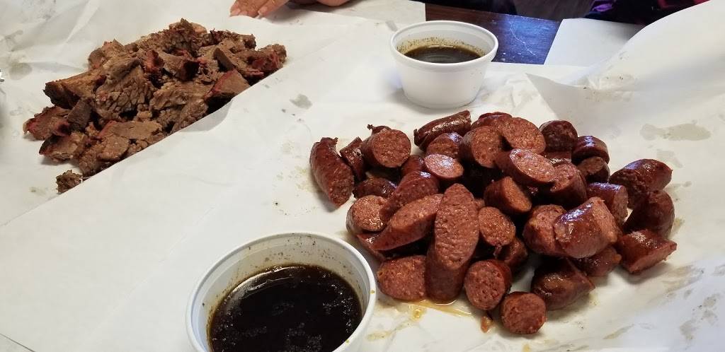 Tony DeMarias Bar-B-Que | restaurant | 1000 Elm Ave, Waco, TX 76704, USA | 2547558888 OR +1 254-755-8888