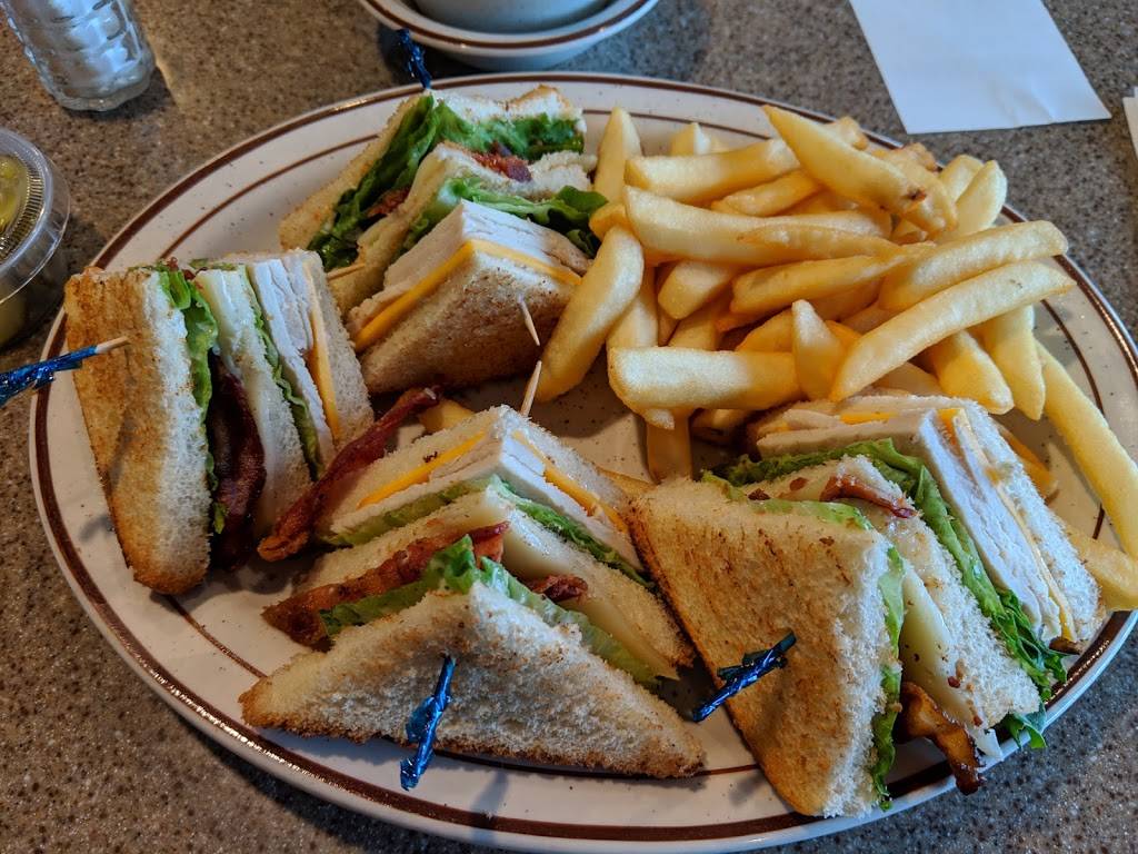 Connors Family Dining | restaurant | 15356 Haggerty Rd, Northville, MI 48111, USA | 7344201141 OR +1 734-420-1141