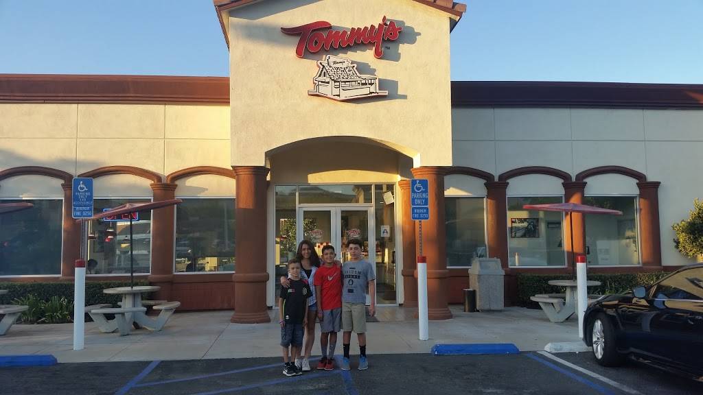 Original Tommys | restaurant | 2280 Compton Ave, Corona, CA 92881, USA | 9512729381 OR +1 951-272-9381