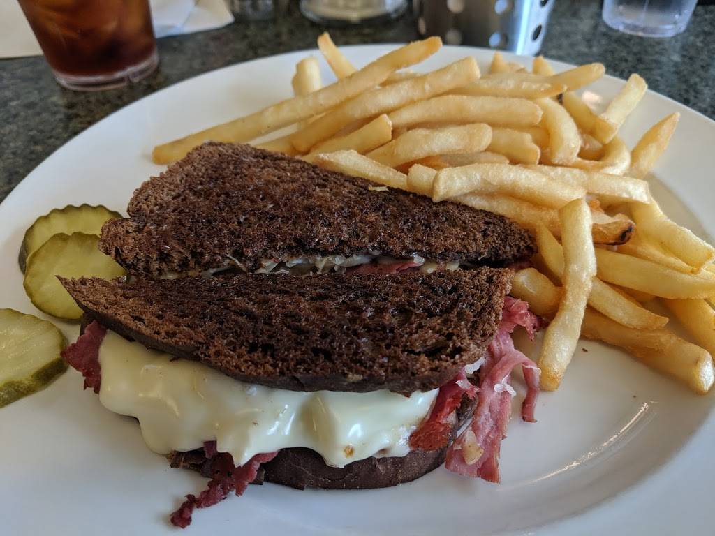 Travelers Inn Restaurant | restaurant | 511 Broadway St, Alexandria, MN 56308, USA | 3207634000 OR +1 320-763-4000