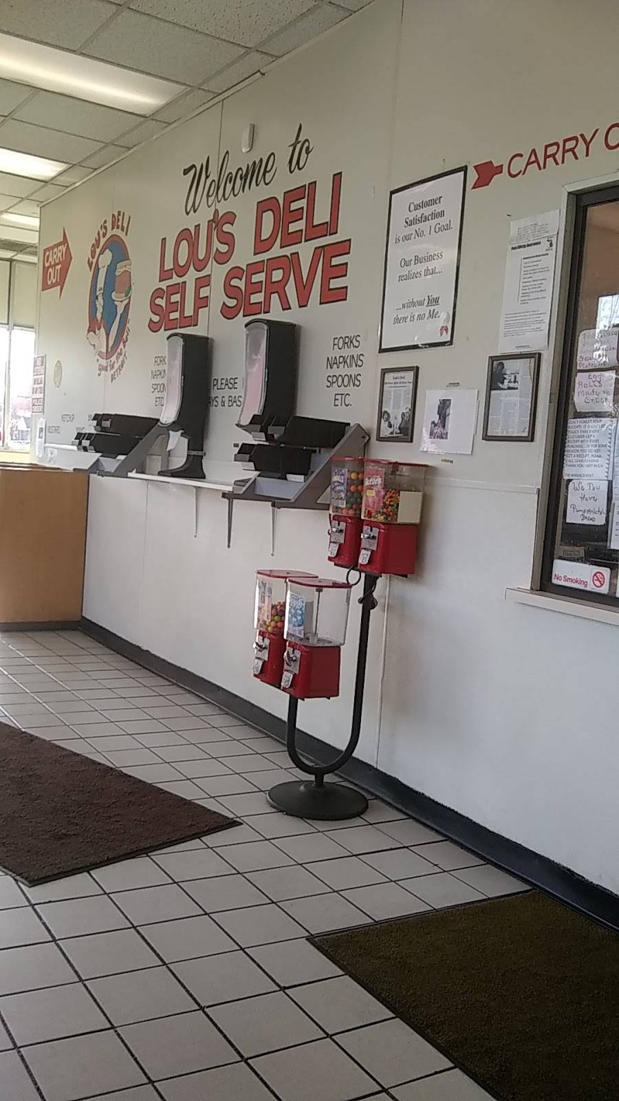 Lous Deli | restaurant | 19440 W Seven Mile Rd, Detroit, MI 48219, USA | 3135380274 OR +1 313-538-0274