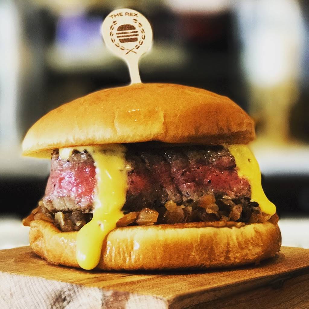The Rex Burger & Lobster | restaurant | 524 Jericho Turnpike, Mineola, NY 11501, USA | 5167392747 OR +1 516-739-2747