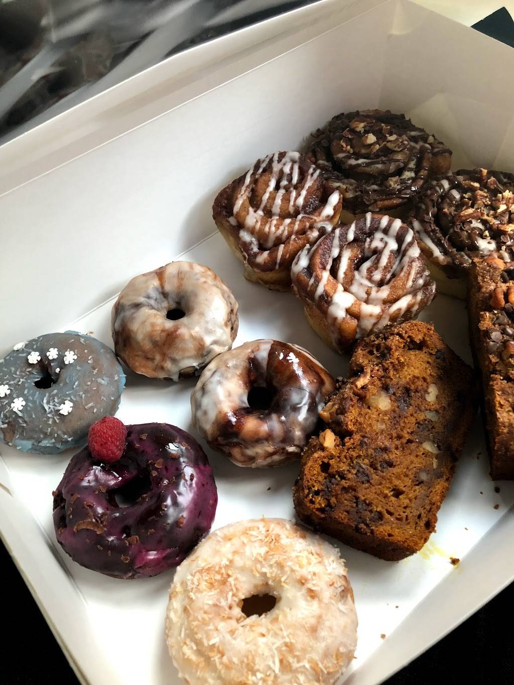 Farmacy Vegan Kitchen + Bakery | bakery | 803 N Tampa St, Tampa, FL 33602, USA | 7866811644 OR +1 786-681-1644