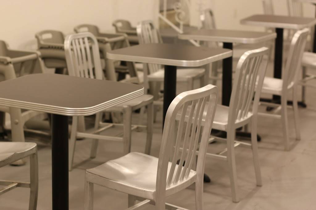 Burger Walla | restaurant | 47 Halsey St, Newark, NJ 07102, USA | 8622592552 OR +1 862-259-2552