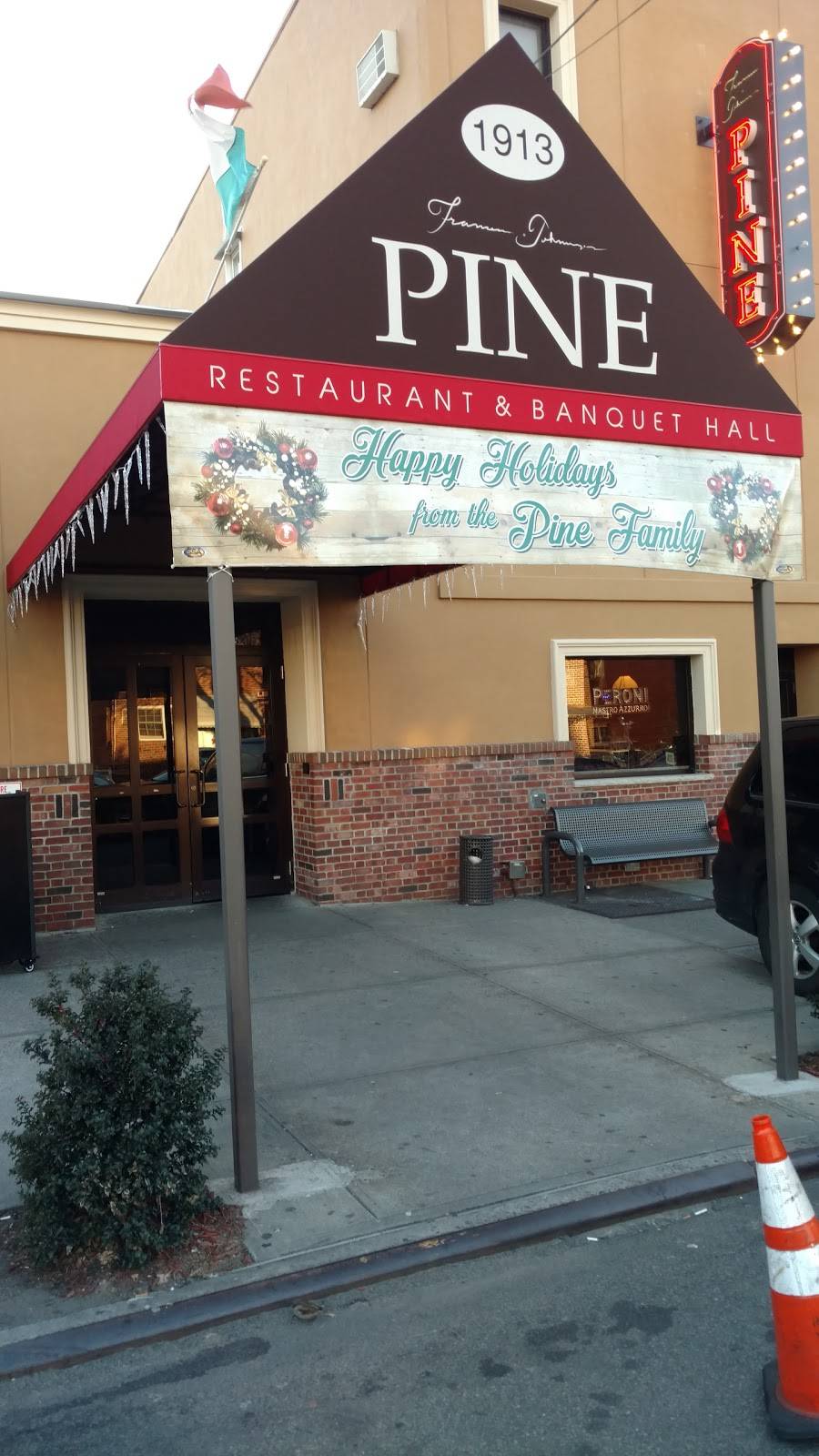 F&J Pine | restaurant | 1913 Bronxdale Ave, Bronx, NY 10462, USA | 7187925956 OR +1 718-792-5956