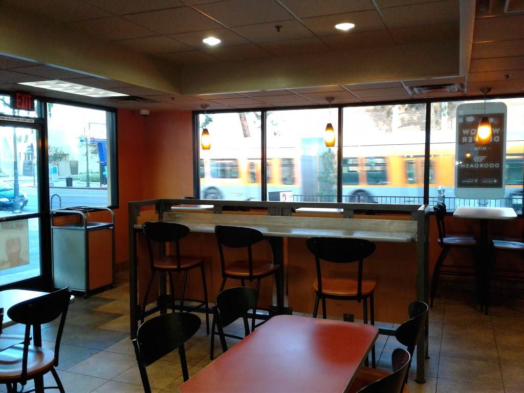 Jack in the Box | restaurant | 830 N Vermont Ave, Los Angeles, CA 90029, USA | 3236605238 OR +1 323-660-5238