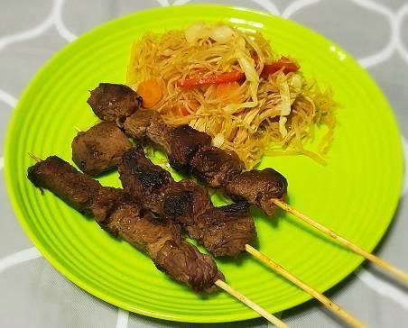 Masarap! filipino street food, LLC | restaurant | 1675 Georgesville Square Dr, Columbus, OH 43228, USA | 6149371231 OR +1 614-937-1231