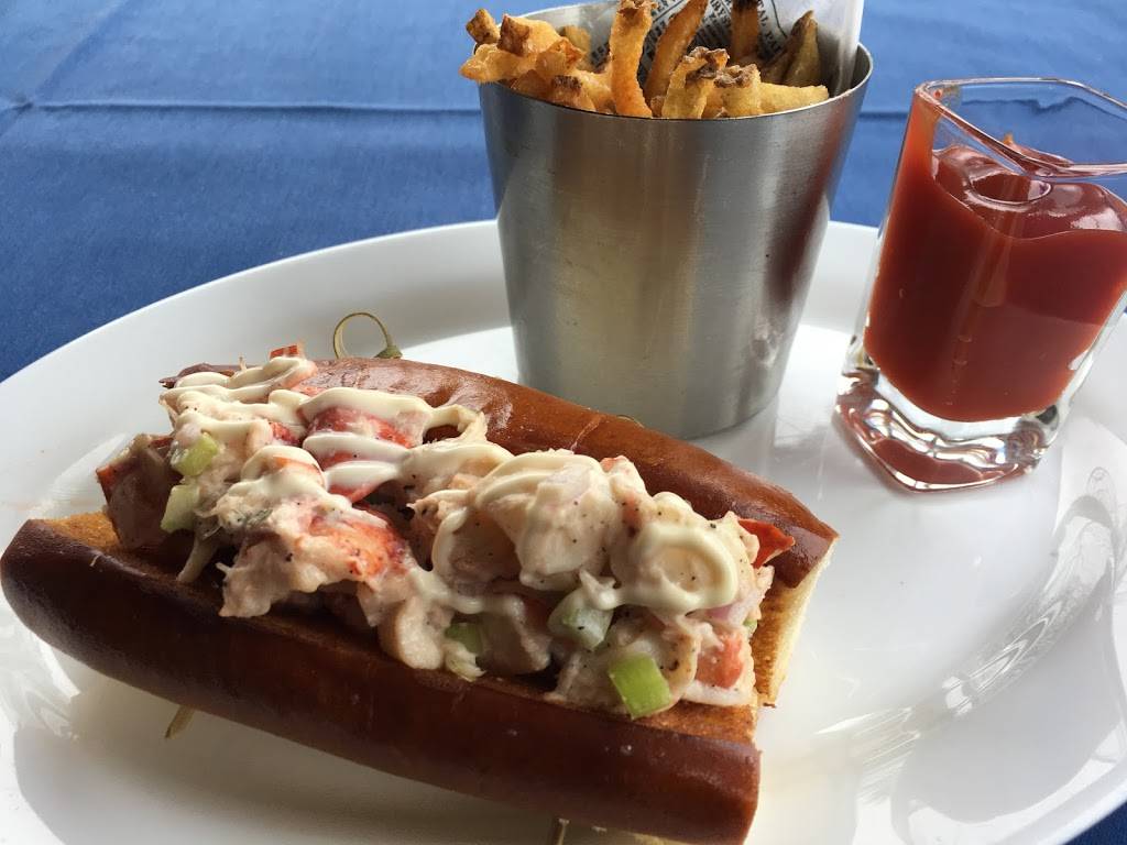 Ocean | restaurant | 333 Bayville Ave, Bayville, NY 11709, USA | 5166283330 OR +1 516-628-3330