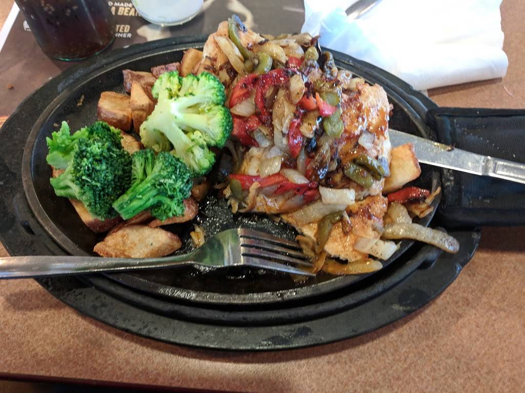 Dennys | restaurant | 2530 S Bristol St, Santa Ana, CA 92704, USA | 7146625715 OR +1 714-662-5715