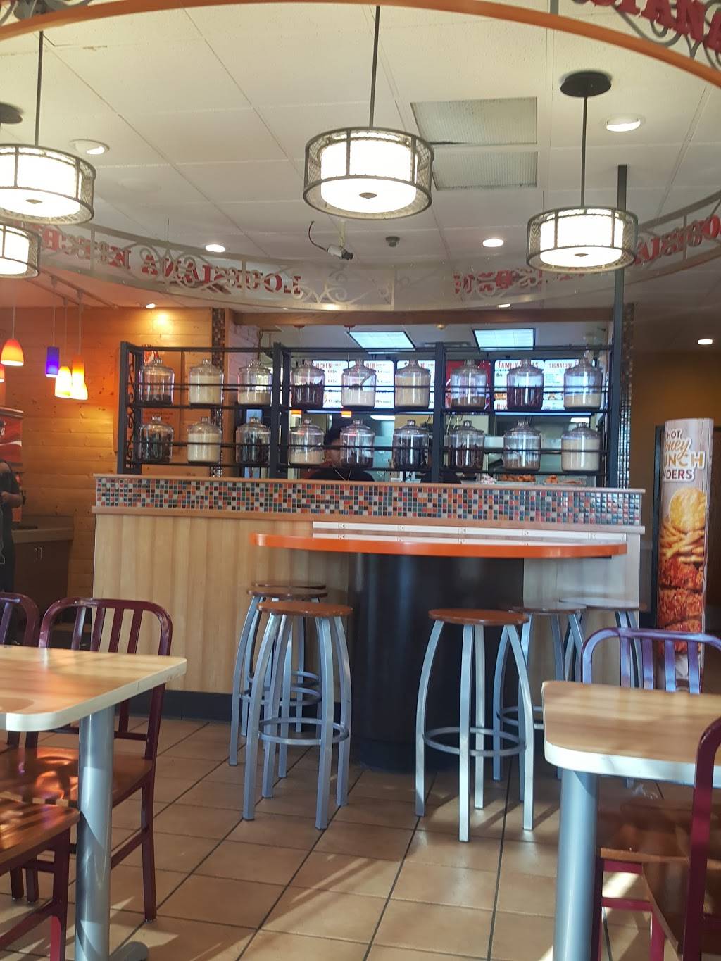 Popeyes Louisiana Kitchen | restaurant | 4966 West Ln, Stockton, CA 95210, USA | 2094774833 OR +1 209-477-4833