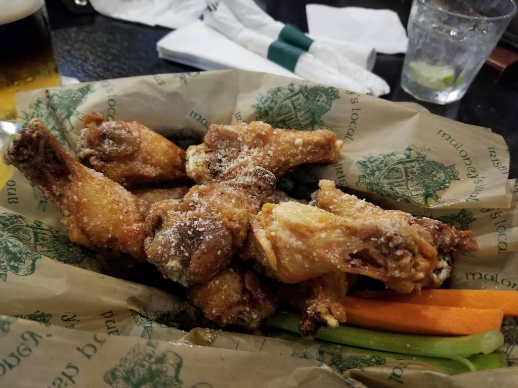 Maloneys Local Irish Pub Downtown | restaurant | 1120 E Kennedy Blvd #140, Tampa, FL 33602, USA | 8132847963 OR +1 813-284-7963