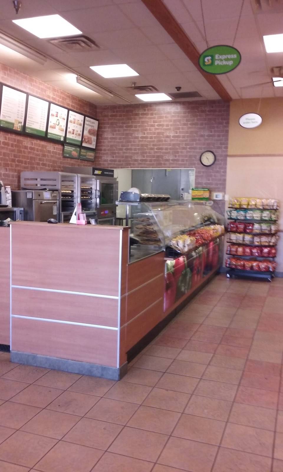 Subway | meal takeaway | 2400 Rio Grande Blvd NW Unit 3, Albuquerque, NM 87104, USA | 5052460102 OR +1 505-246-0102