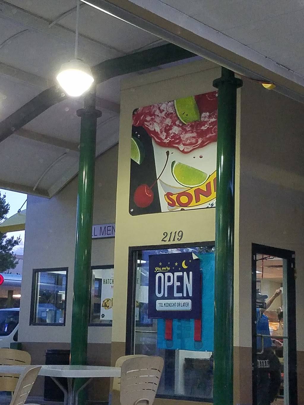 Sonic Drive-In | restaurant | 2119 Vista Oeste NW, Albuquerque, NM 87120, USA | 5058333297 OR +1 505-833-3297