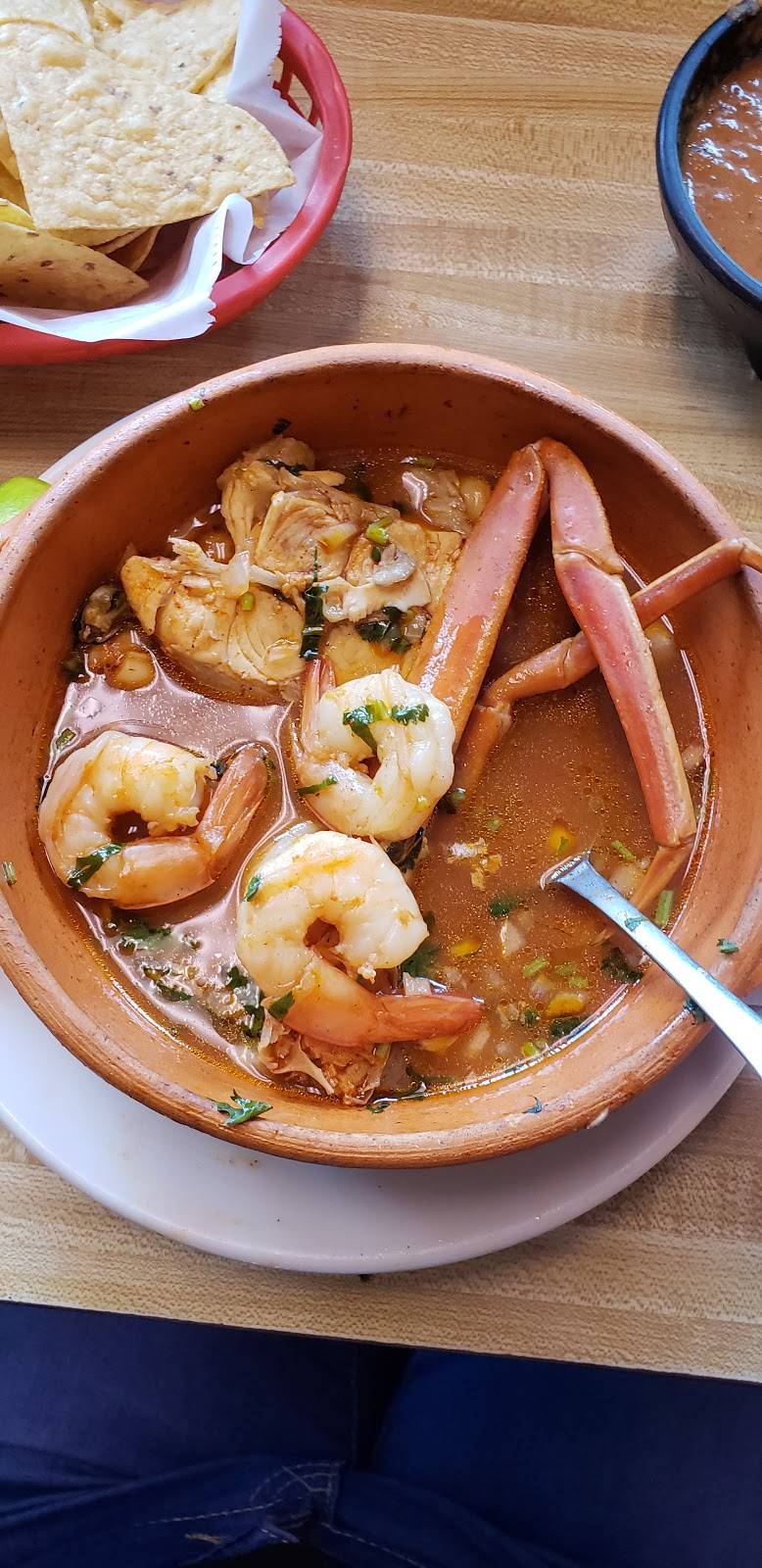 Jimenez Restaurant | restaurant | 5716 W Diversey Ave, Chicago, IL 60639, USA | 7737455447 OR +1 773-745-5447