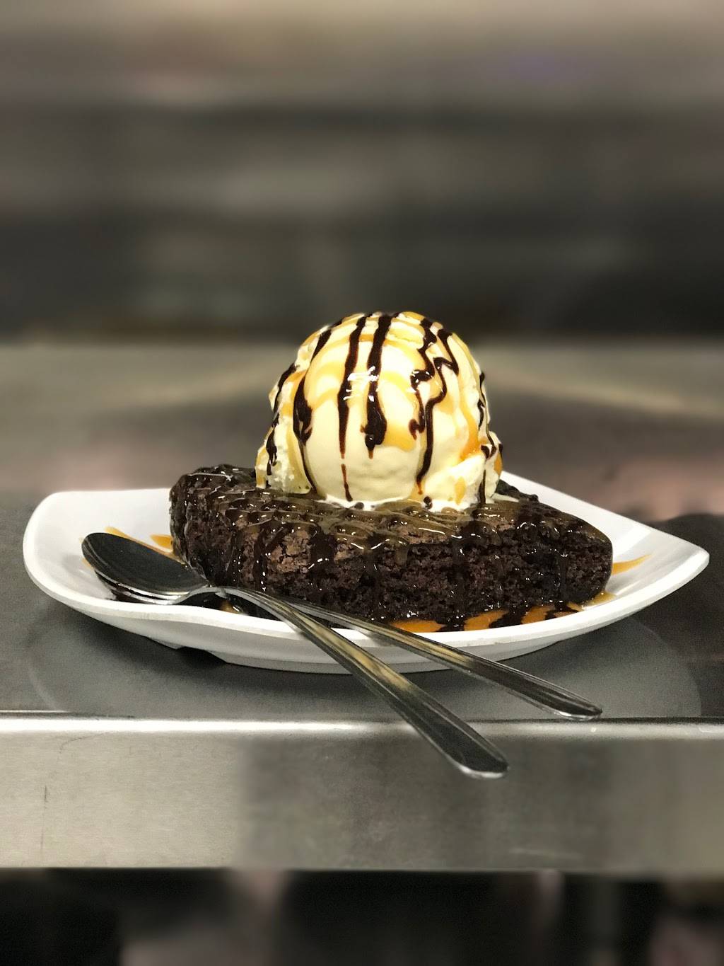 Stout Burgers & Beers | restaurant | 1604 Bardstown Rd, Louisville, KY 40205, USA | 5024598234 OR +1 502-459-8234