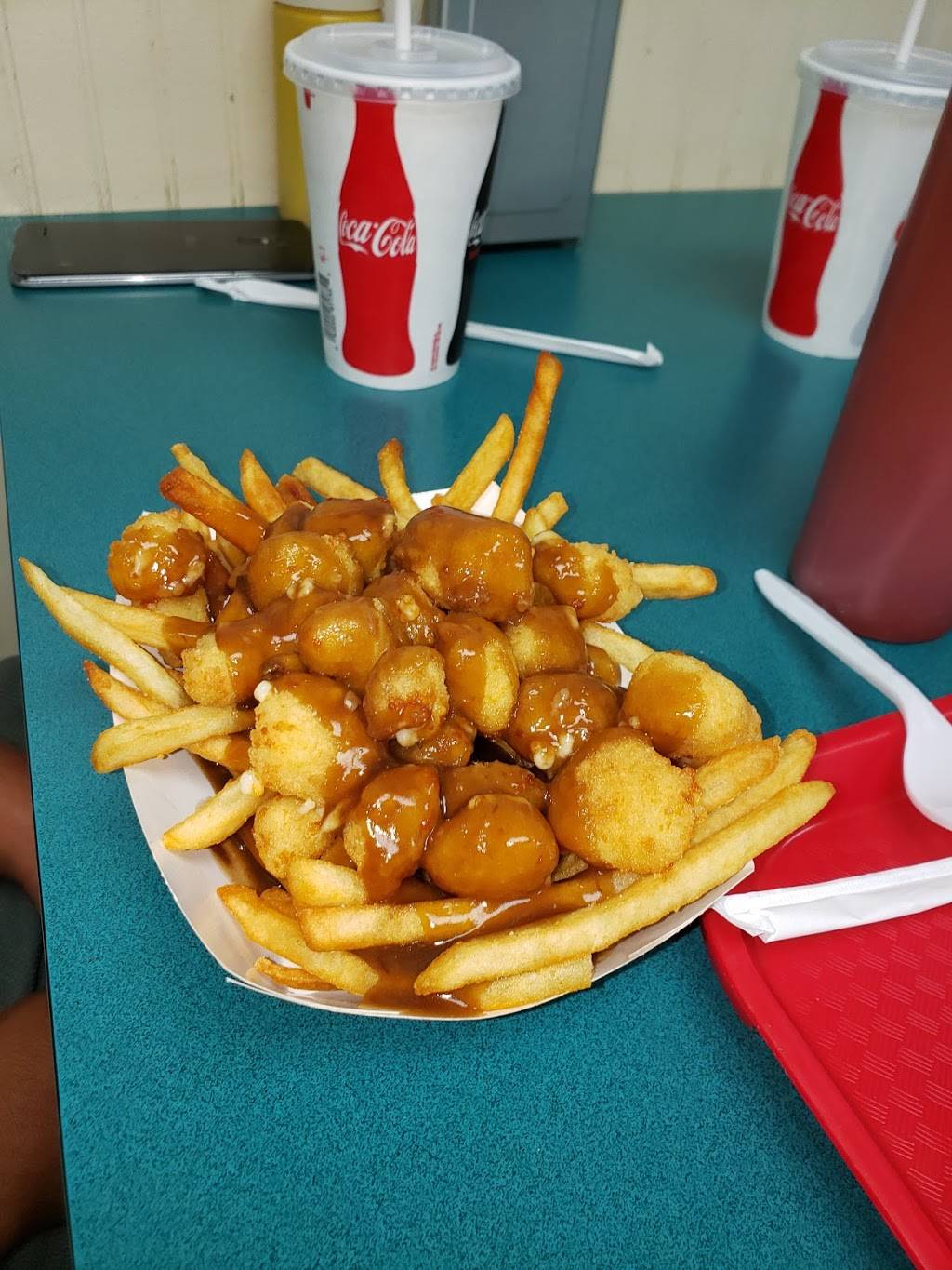 Mighty Mac Hamburgers | restaurant | Main St, Mackinac Island, MI 49757, USA | 9068478039 OR +1 906-847-8039