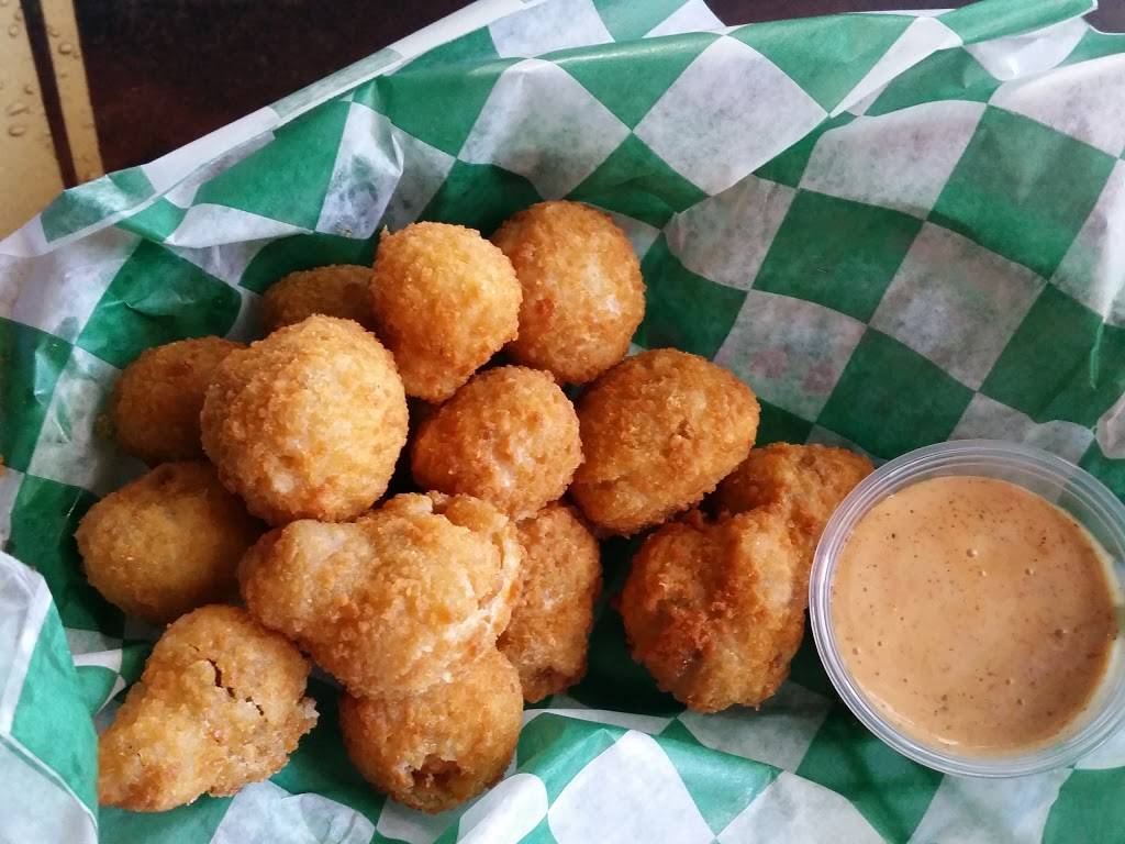 Pats Irish Pub | restaurant | 12634 IN-23, Granger, IN 46530, USA | 5744046085 OR +1 574-404-6085