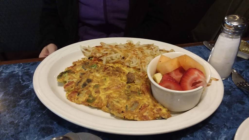 Monona Garden | Family Restaurant | restaurant | 6501 Bridge Rd, Monona, WI 53713, USA | 6082239707 OR +1 608-223-9707