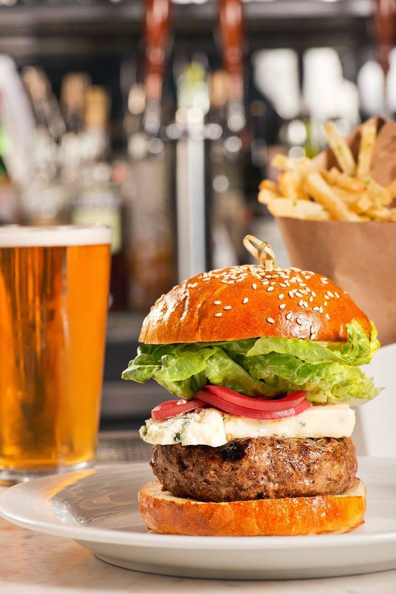 Chianina Steakhouse | restaurant | 5716 E 2nd St, Long Beach, CA 90803, USA | 5624342333 OR +1 562-434-2333