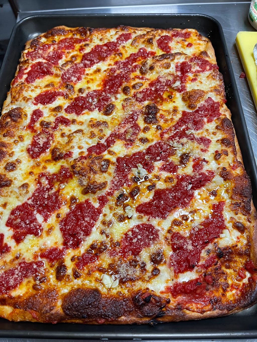 Fresh Stop Produce and Market | restaurant | 930 W Belmont Ave, Chicago, IL 60657, USA | 7736619579 OR +1 773-661-9579