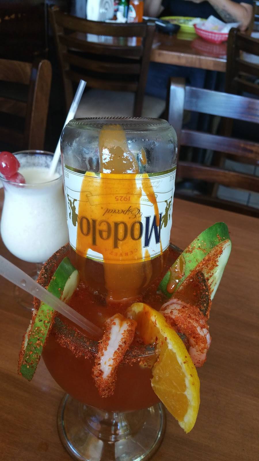 Taqueria Los Cocos | restaurant | 503 Dundee Ave, East Dundee, IL 60118, USA | 8474280077 OR +1 847-428-0077