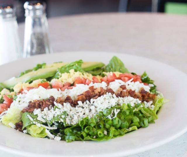 Foxiis Restaurant and Grill | restaurant | 365 Coneflower Dr, Garland, TX 75040, USA | 9724952335 OR +1 972-495-2335