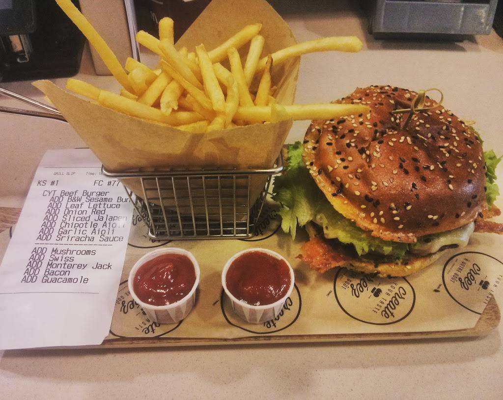 McDonalds | cafe | 2260 Markham Rd, Scarborough, ON M1B 2W4, Canada | 4163213590 OR +1 416-321-3590