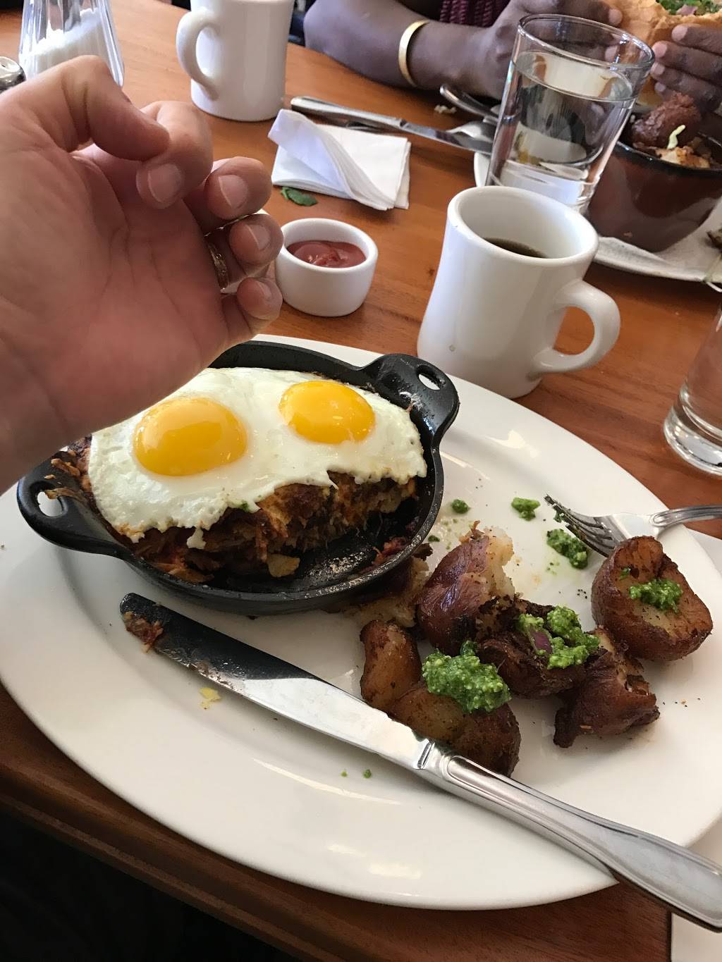 Cooks Tavern | restaurant | 3201 N 26th St, Tacoma, WA 98407, USA | 2533271777 OR +1 253-327-1777