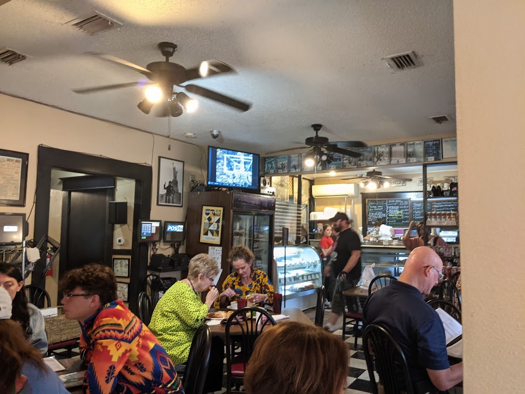 New Yorker Deli & Pizzeria | restaurant | 3001 E Cervantes St, Pensacola, FL 32503, USA | 8504690029 OR +1 850-469-0029