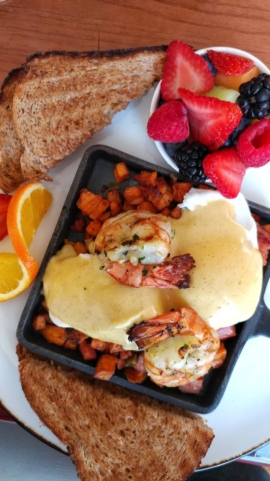 One Bellevue | restaurant | 1 Bellevue Ave, Newport, RI 02840, USA | 4018484824 OR +1 401-848-4824