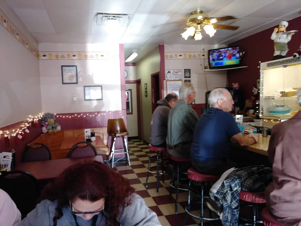 Gracies Diner & more | restaurant | 35581 Lakeshore Blvd, Eastlake, OH 44095, USA | 4405278559 OR +1 440-527-8559