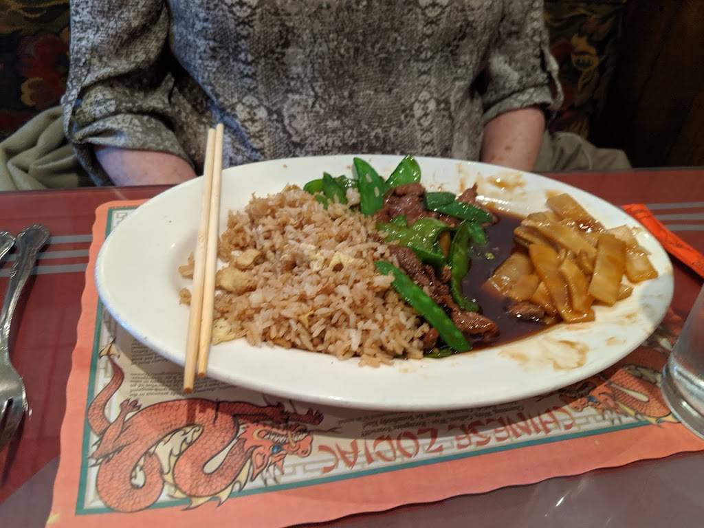 East Garden Chinese Restaurant | restaurant | 3600 N Oakland Ave, Milwaukee, WI 53211, USA | 4149627460 OR +1 414-962-7460