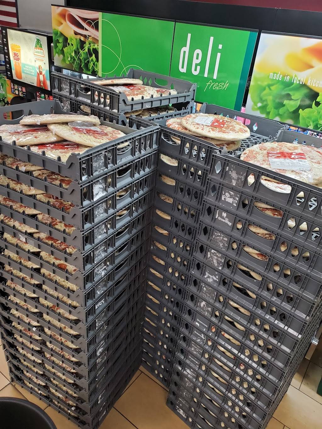 7-Eleven | bakery | 261 W Lee St, Broadway, VA 22815, USA | 5408964136 OR +1 540-896-4136