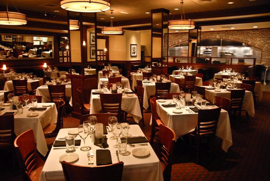 Sullivans Steakhouse | restaurant | 1 E Pratt St Ste 102, Baltimore, MD 21202, USA | 4109625503 OR +1 410-962-5503