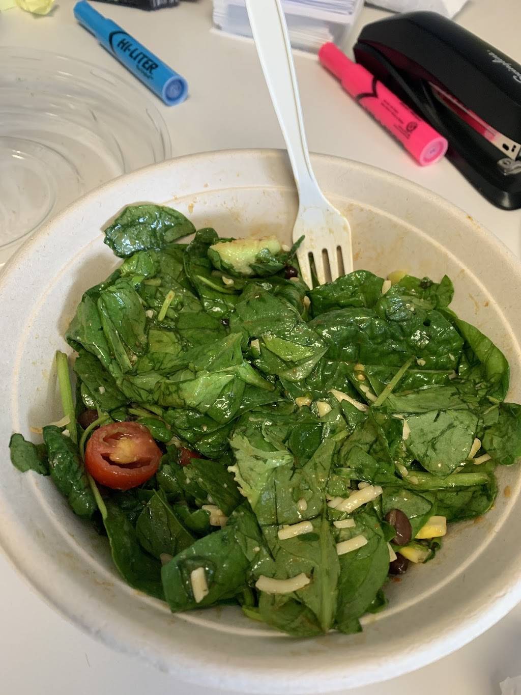 Freshii | restaurant | 2417 Yonge St, Toronto, ON M4P 2E7, Canada | 6477944595 OR +1 647-794-4595