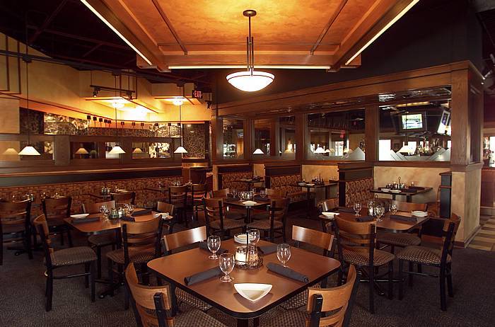 Glacier Rock | restaurant | 630 W. Pine Street, Hwy12, Baraboo, WI 53913, USA | 6083564869 OR +1 608-356-4869