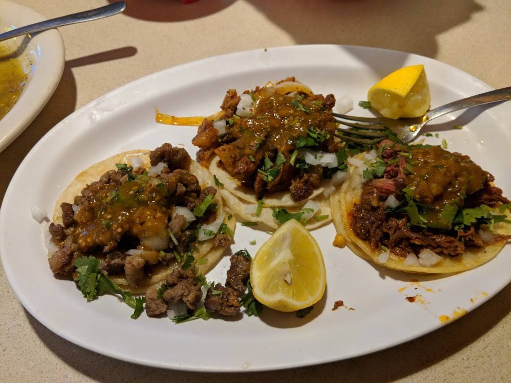 Tudys Taqueria | restaurant | 1027 W 6th St, Corona, CA 92882, USA | 9517379129 OR +1 951-737-9129