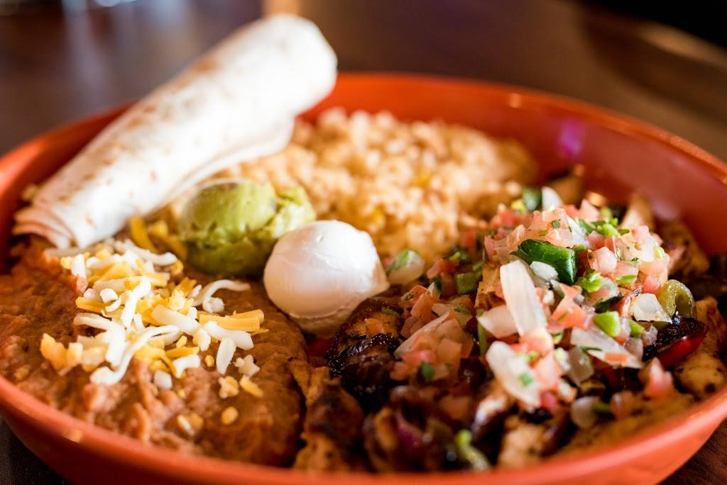 No Frills Grill & Sports Bar | restaurant | 12846 South Fwy Suite 100, Burleson, TX 76028, USA | 8174477119 OR +1 817-447-7119