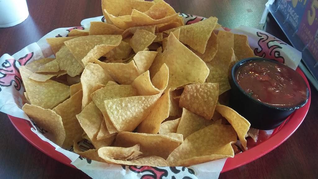 Tijuana Flats | restaurant | 6201 S Jog Rd #101, Lake Worth, FL 33467, USA | 5612965309 OR +1 561-296-5309