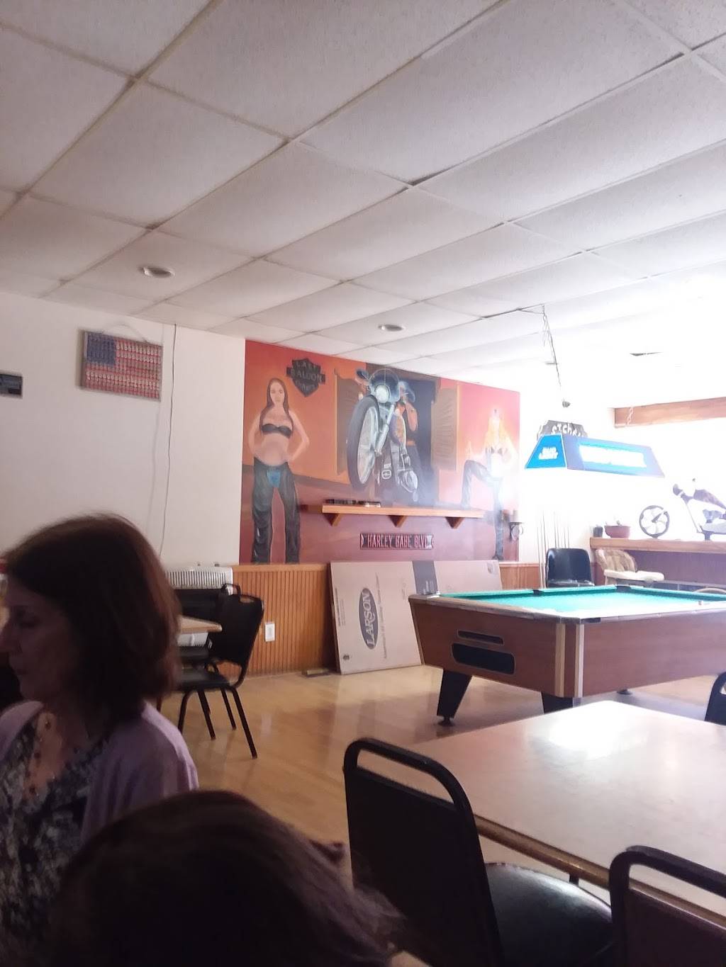 Lastchance Saloon | restaurant | S Miller St, Sweet Springs, MO 65351, USA | 6603350077 OR +1 660-335-0077